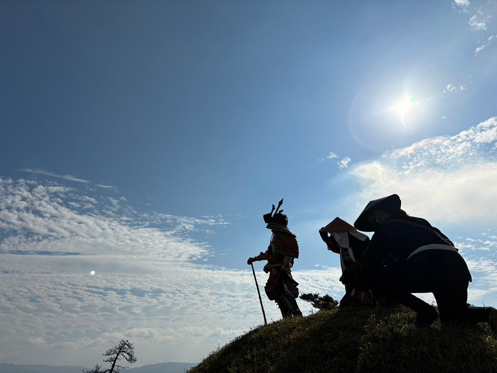 上平寺城から弥高百坊へ 山城と狼煙を楽しむ一日